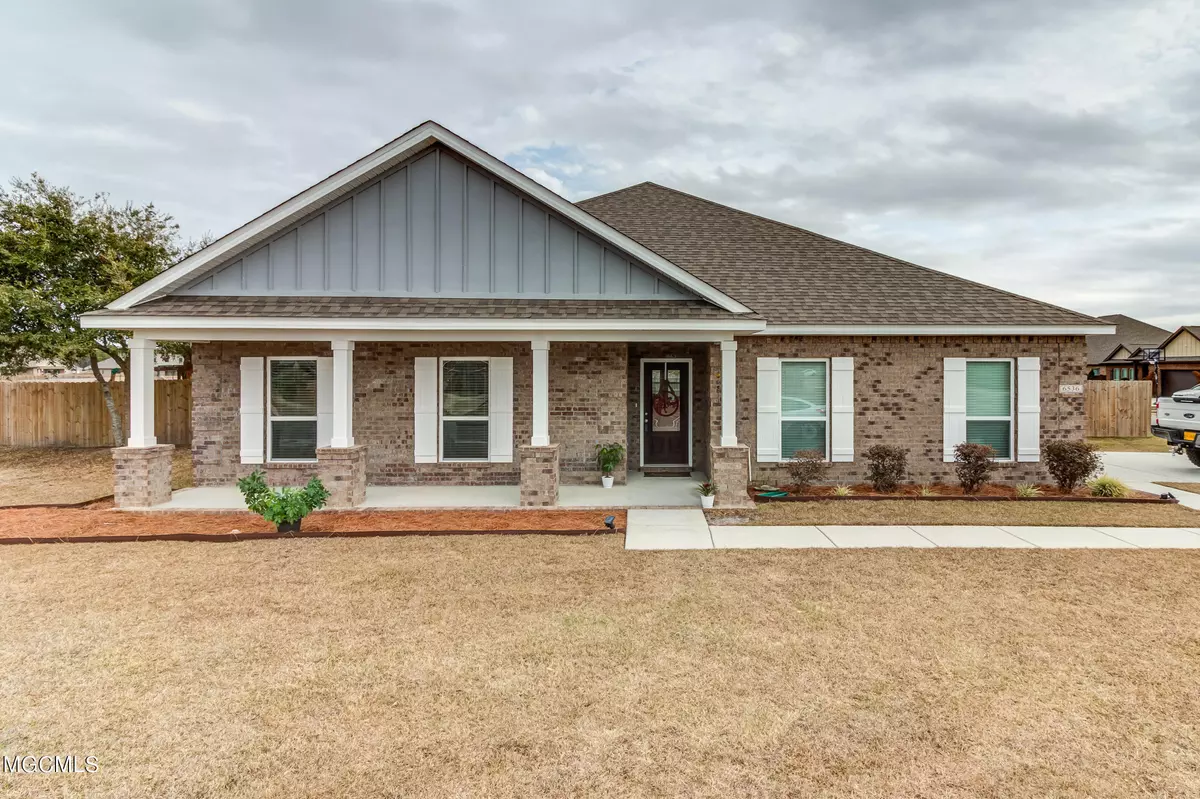 Ocean Springs, MS 39564,6536 Sugarcane Circle