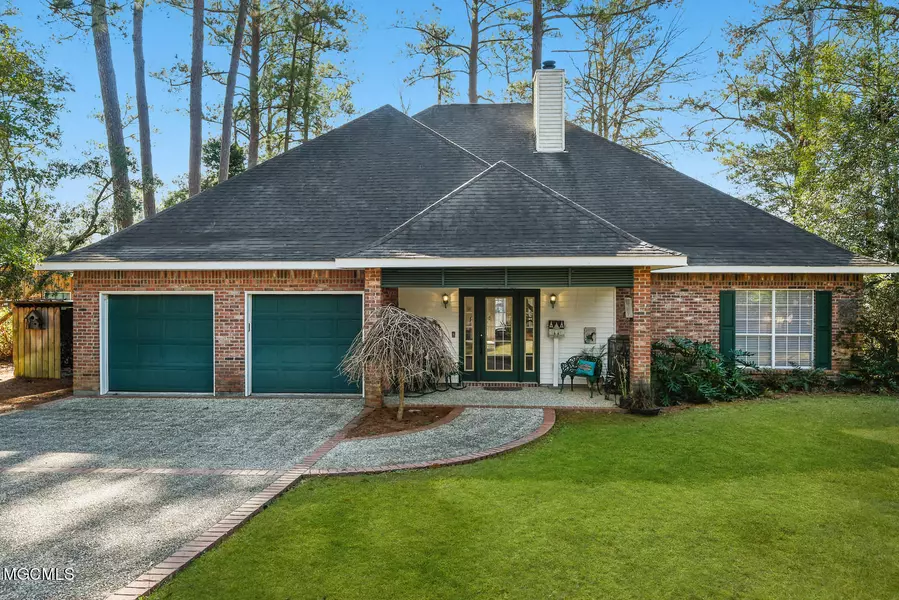 115 Peninsula Drive, Carriere, MS 39426