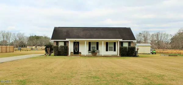 138 Milton Murrah Road, Lucedale, MS 39452