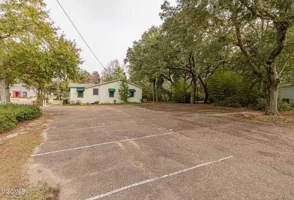 Biloxi, MS 39531,2793 Fernwood Road