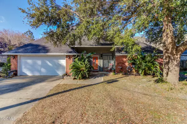 5012 Deborah Street, Ocean Springs, MS 39564