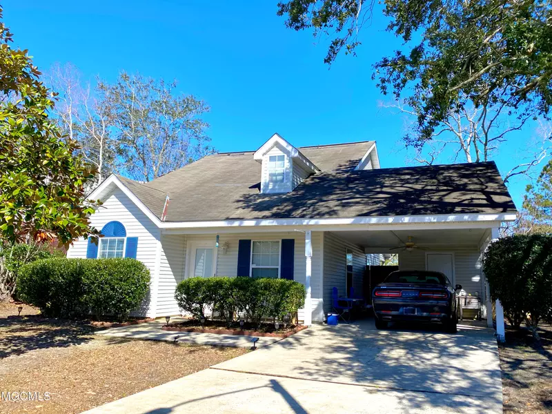 4574 Laurelwood Drive, D'iberville, MS 39540