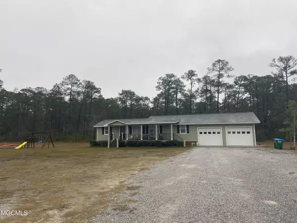 3015 Bonita Road, Gautier, MS 39553