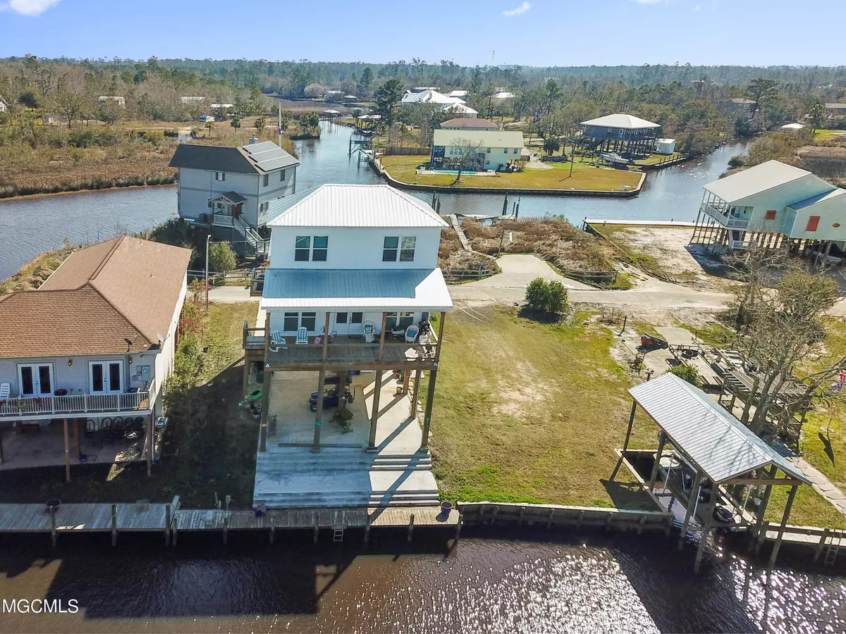 Bay Saint Louis, MS 39520,1041 Deer Drive