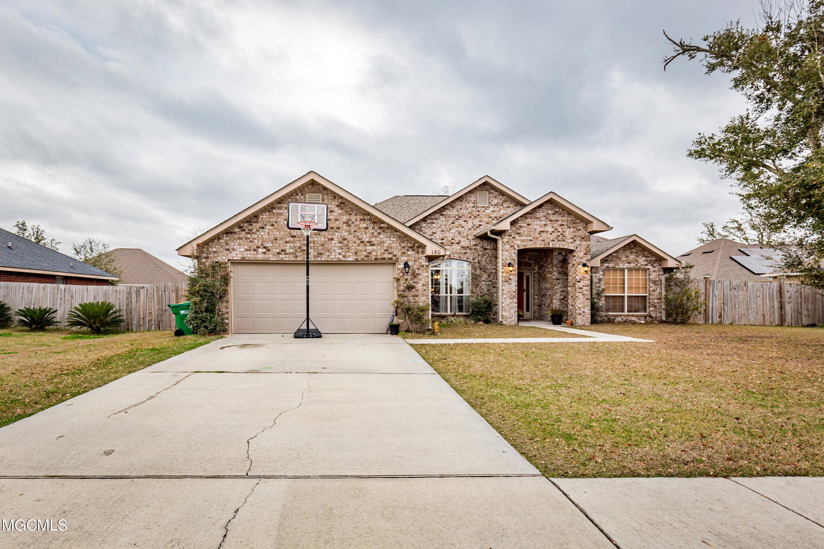 Ocean Springs, MS 39564,180 Saltmeadow Circle