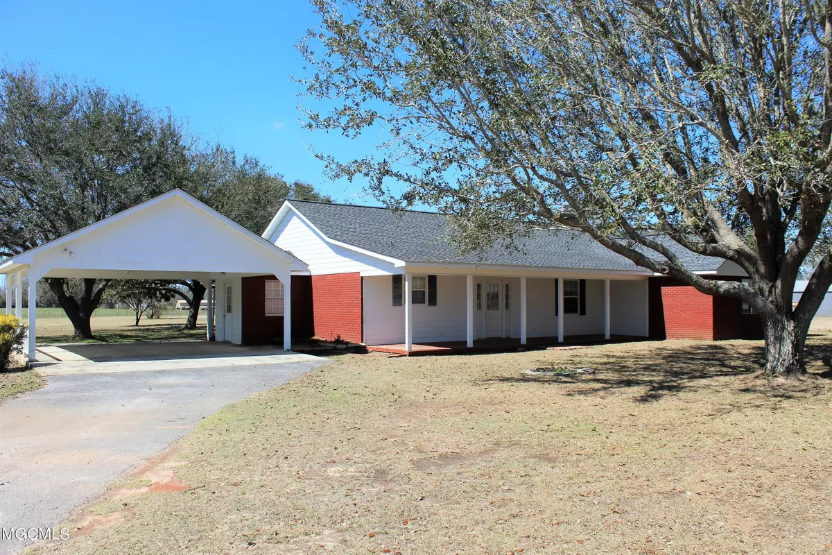 Lucedale, MS 39452,115 Krystal Lane