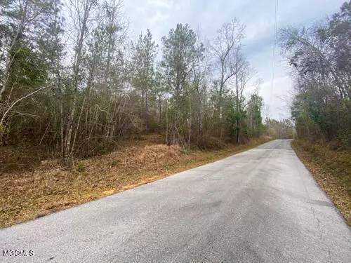 Lucedale, MS 39452,5 Frank Cochran Loop