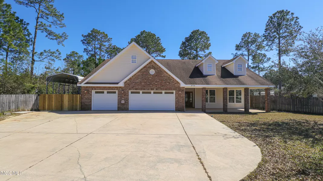 8714 Boxwood Lane, Gautier, MS 39553