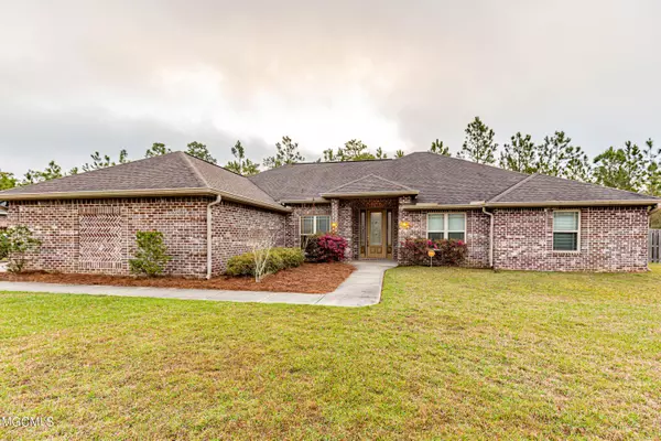 2004 Parkview Cove, Biloxi, MS 39532