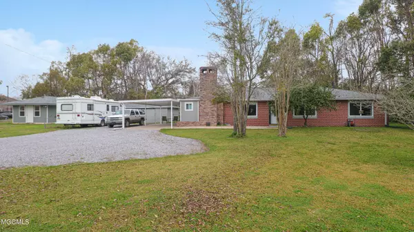 107 N Jeff Davis Avenue, Long Beach, MS 39560