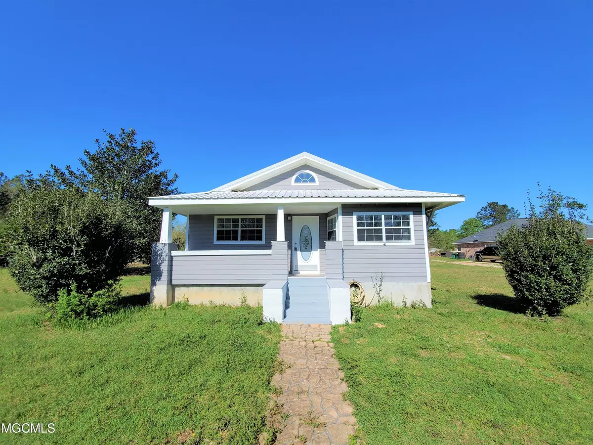 Vancleave, MS 39565,13521 Mount Pleasant Road