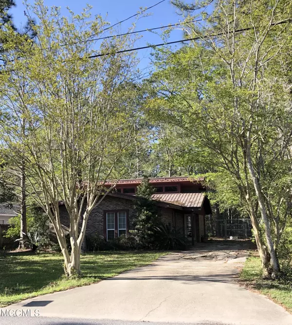 Gautier, MS 39553,3316 Seabass Road