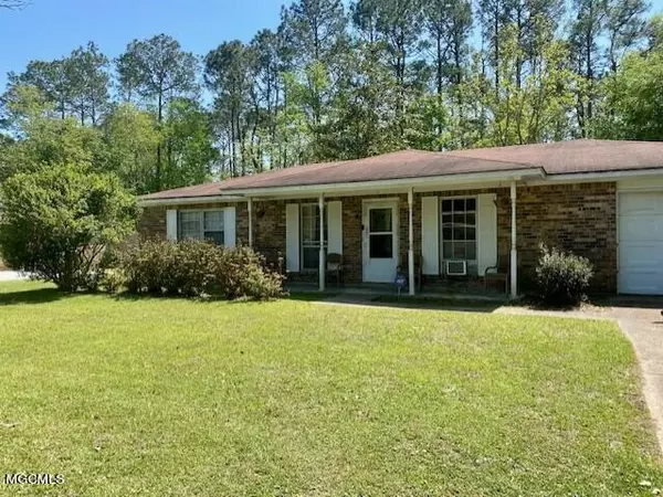 1617 Kingfisher Drive, Gautier, MS 39553