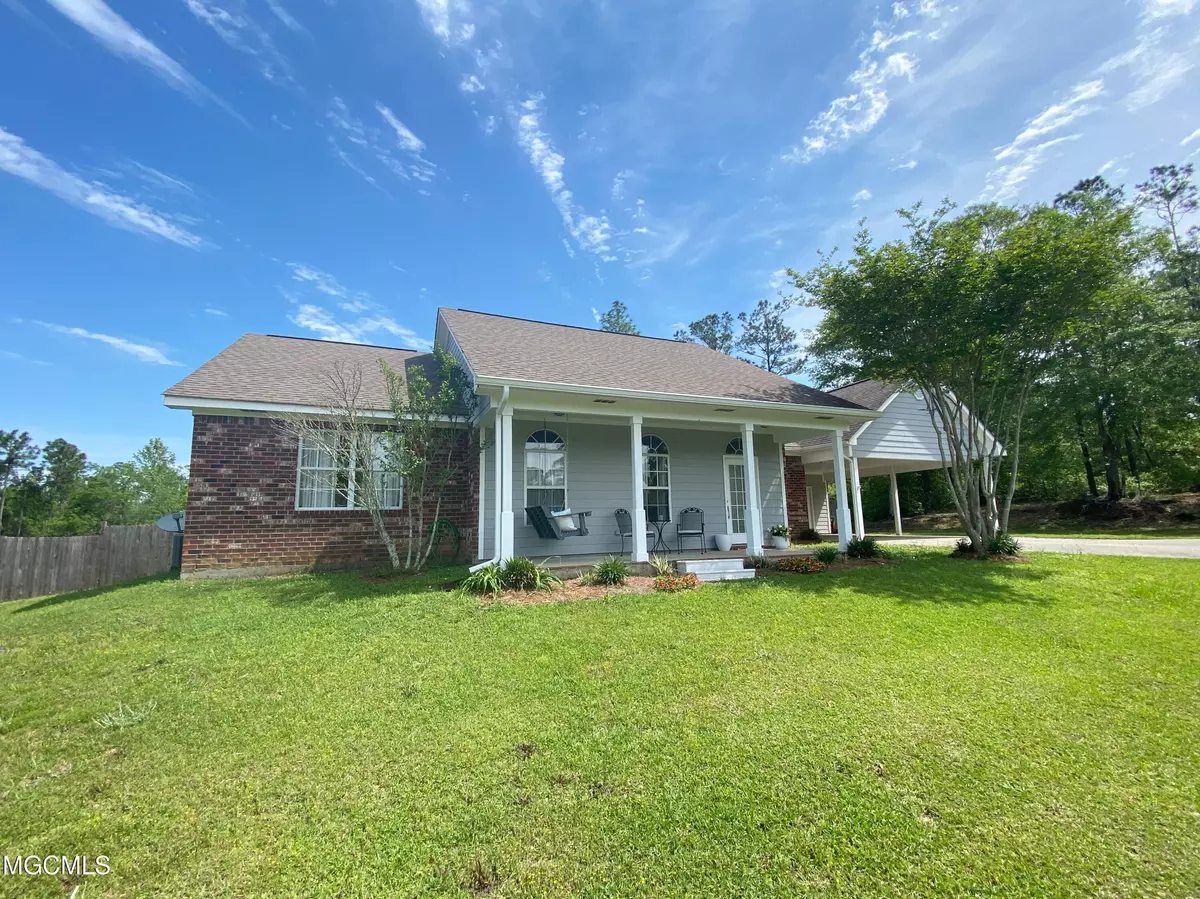 Mchenry, MS 39561,66 Pine Avenue