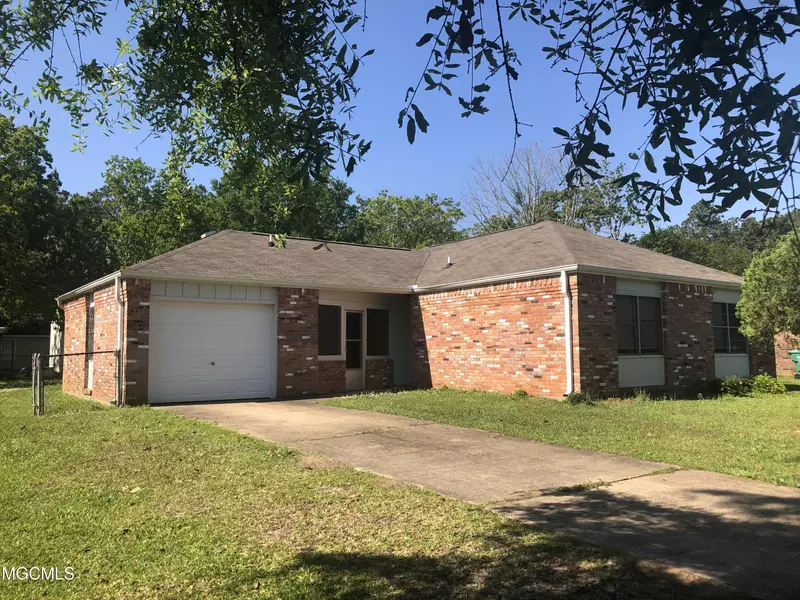 2401 Heritage Drive, Gautier, MS 39553