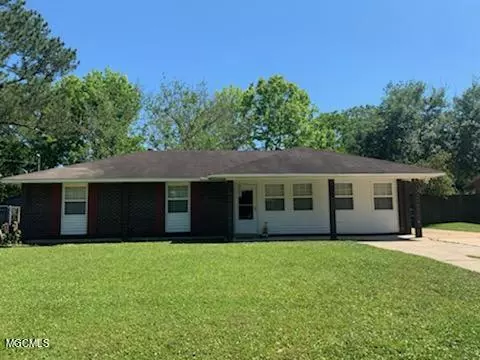 4702 Seminole Avenue, Pascagoula, MS 39581