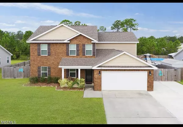 44 Whisperwood Lane, Ocean Springs, MS 39564