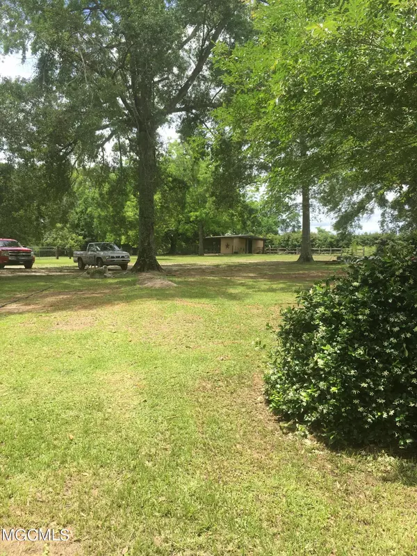 Saucier, MS 39574,24752 Talley Shaw Road