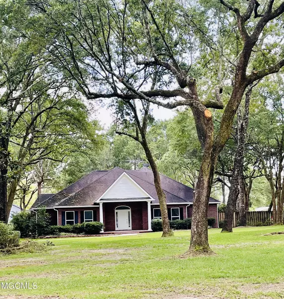 7500 S Park Ridge Drive, Moss Point, MS 39562