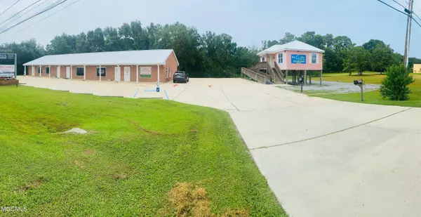 815 Highway 90, Gautier, MS 39553