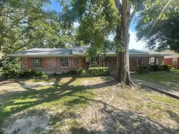 213 Darby Street, Gulfport, MS 39503