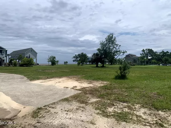 117 Market Street, Waveland, MS 39576