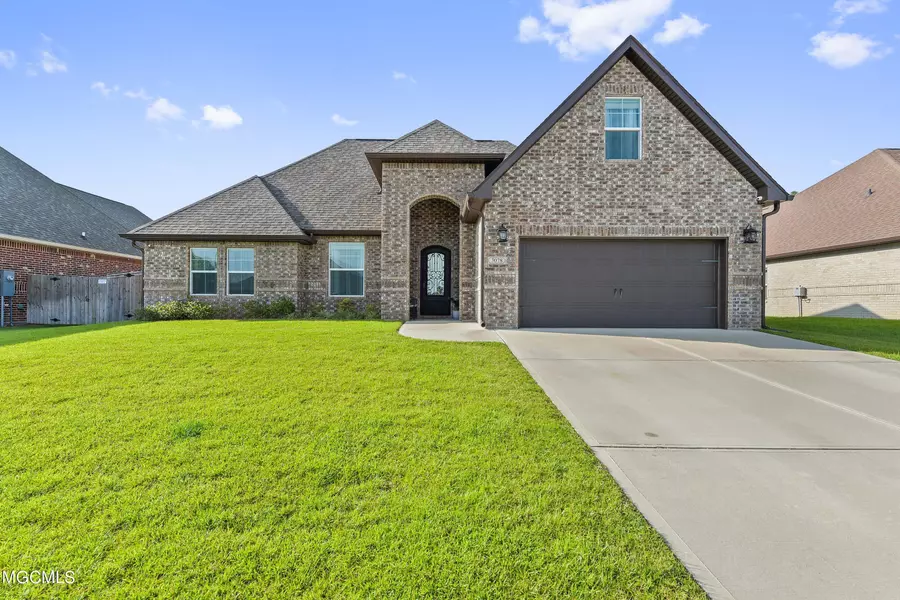 3078 Rue Acadian Gardens, D'iberville, MS 39540