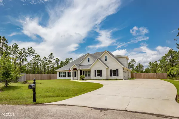 Ocean Springs, MS 39564,5836 Perdido Key Lane