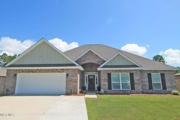 6606 Sugarcane Circle, Ocean Springs, MS 39564