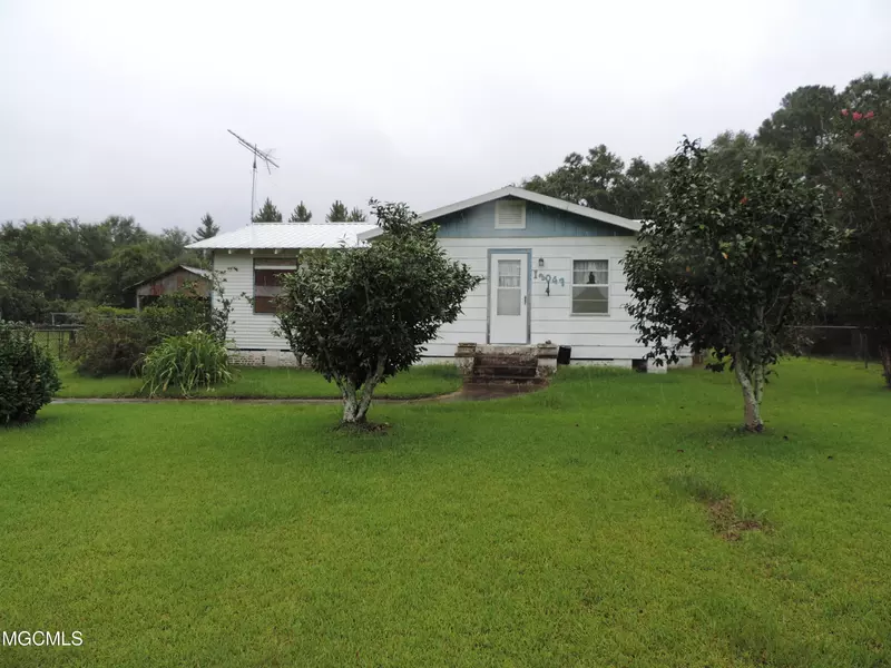 13047 Reece Bergeron Road, Biloxi, MS 39532