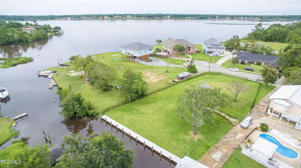 704 Holly Hills Drive, Biloxi, MS 39532