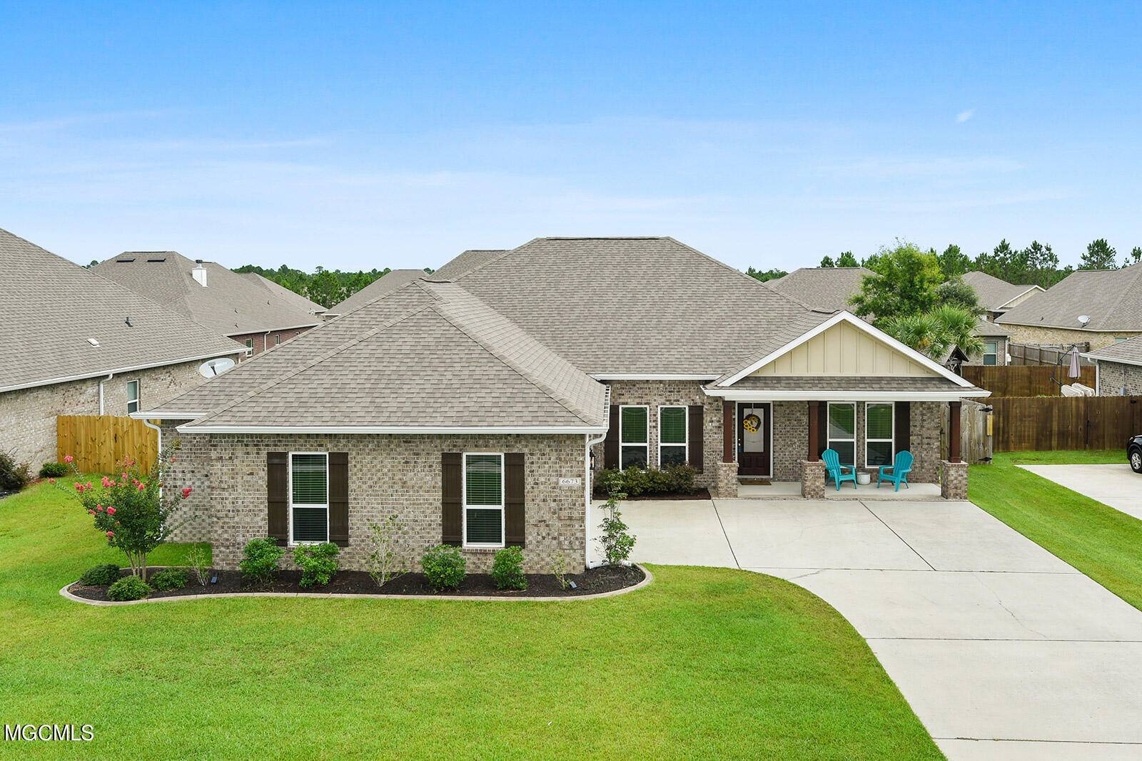 6673 Sugarcane Circle, Ocean Springs, MS 39564