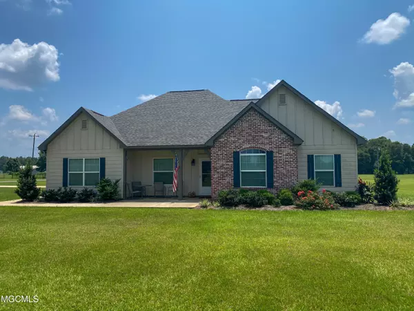 1223 Weeks Road, Lucedale, MS 39452