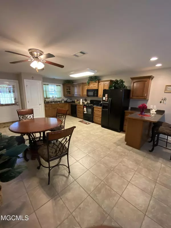 Carriere, MS 39426,302 Ridgeview Drive