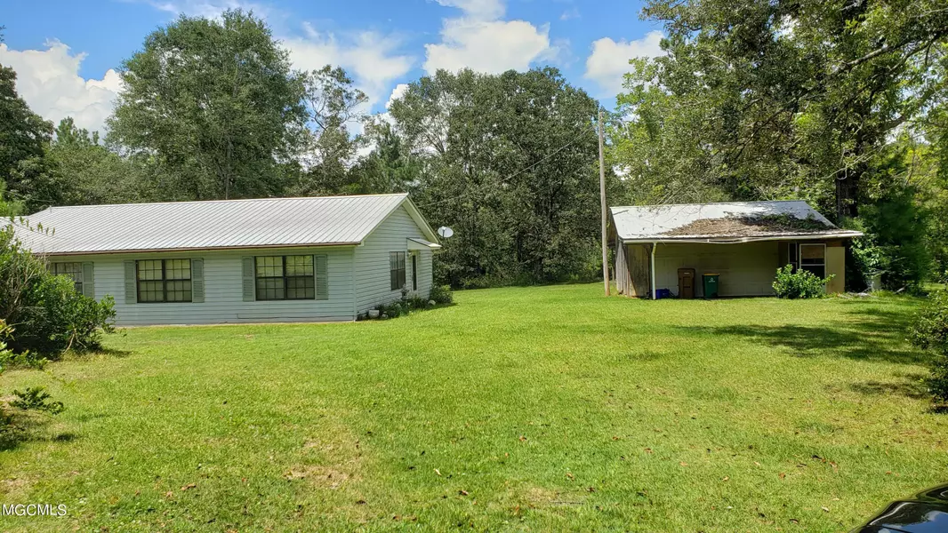 21511 Saucier Lizana Road, Saucier, MS 39574