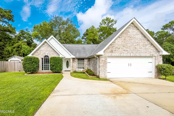 14338 Oak View Circle,  Vancleave,  MS 39565