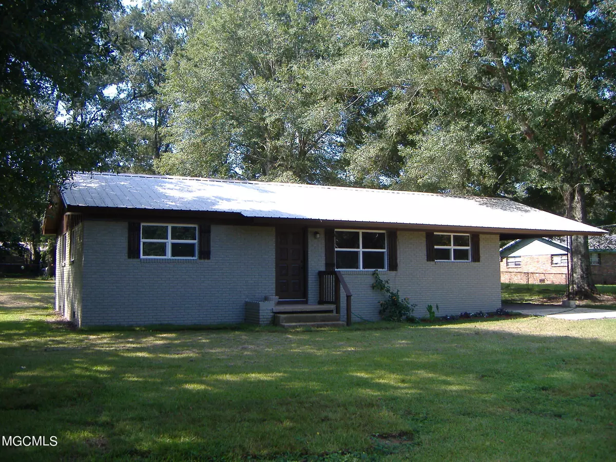 Wiggins, MS 39577,1032 Eddy Avenue