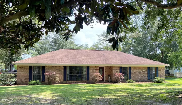 1606 Cedar Point Road, Gautier, MS 39553