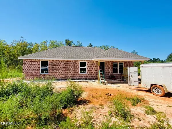 8425 Mint Julep Drive, Perkinston, MS 39573