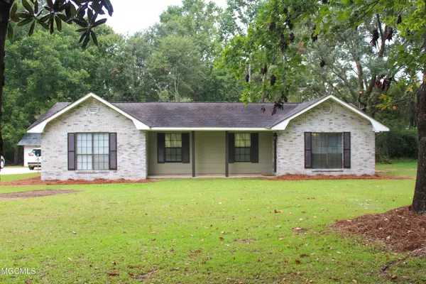 4247 Howell Tanner Chapel Road, Lucedale, MS 39452