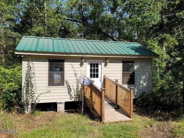 Poplarville, MS 39470,140 Pin Oak Drive