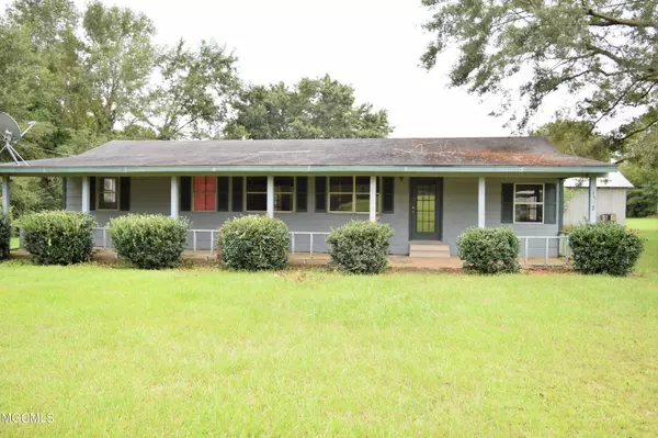 1102 Agricola Latonia Road, Lucedale, MS 39452