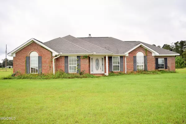 117 Pipkins Cemetery Road, Lucedale, MS 39452