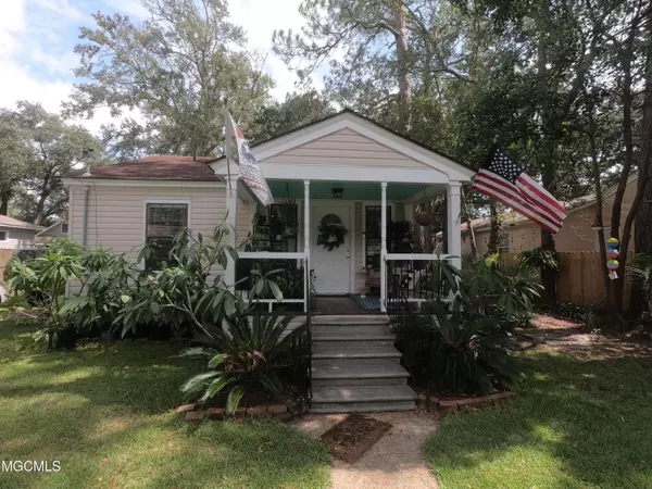 2318 11th Street, Pascagoula, MS 39567