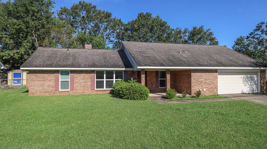 2220 Baywood Drive, Biloxi, MS 39532