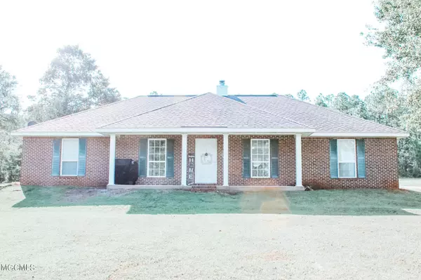 2392 Timber Lane, Lucedale, MS 39452