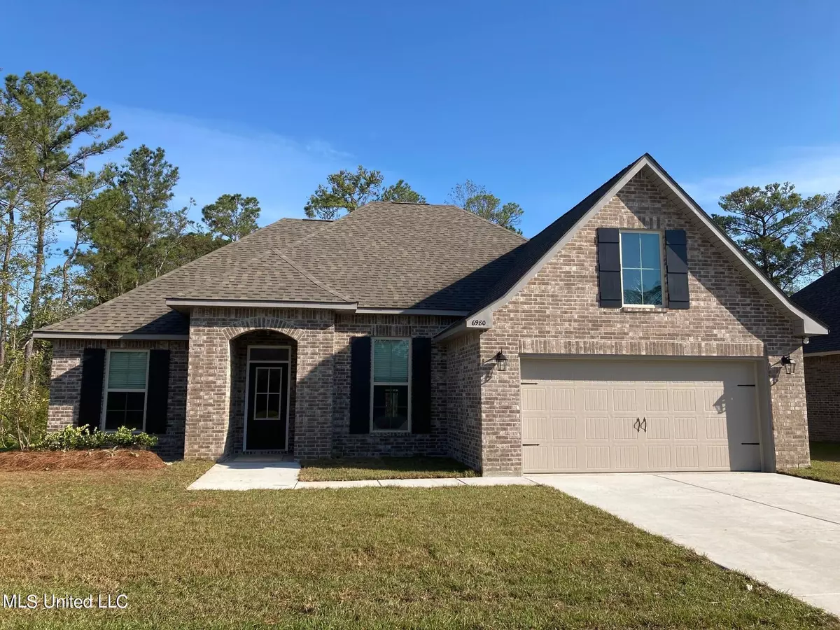 Ocean Springs, MS 39564,6980 Osprey Drive