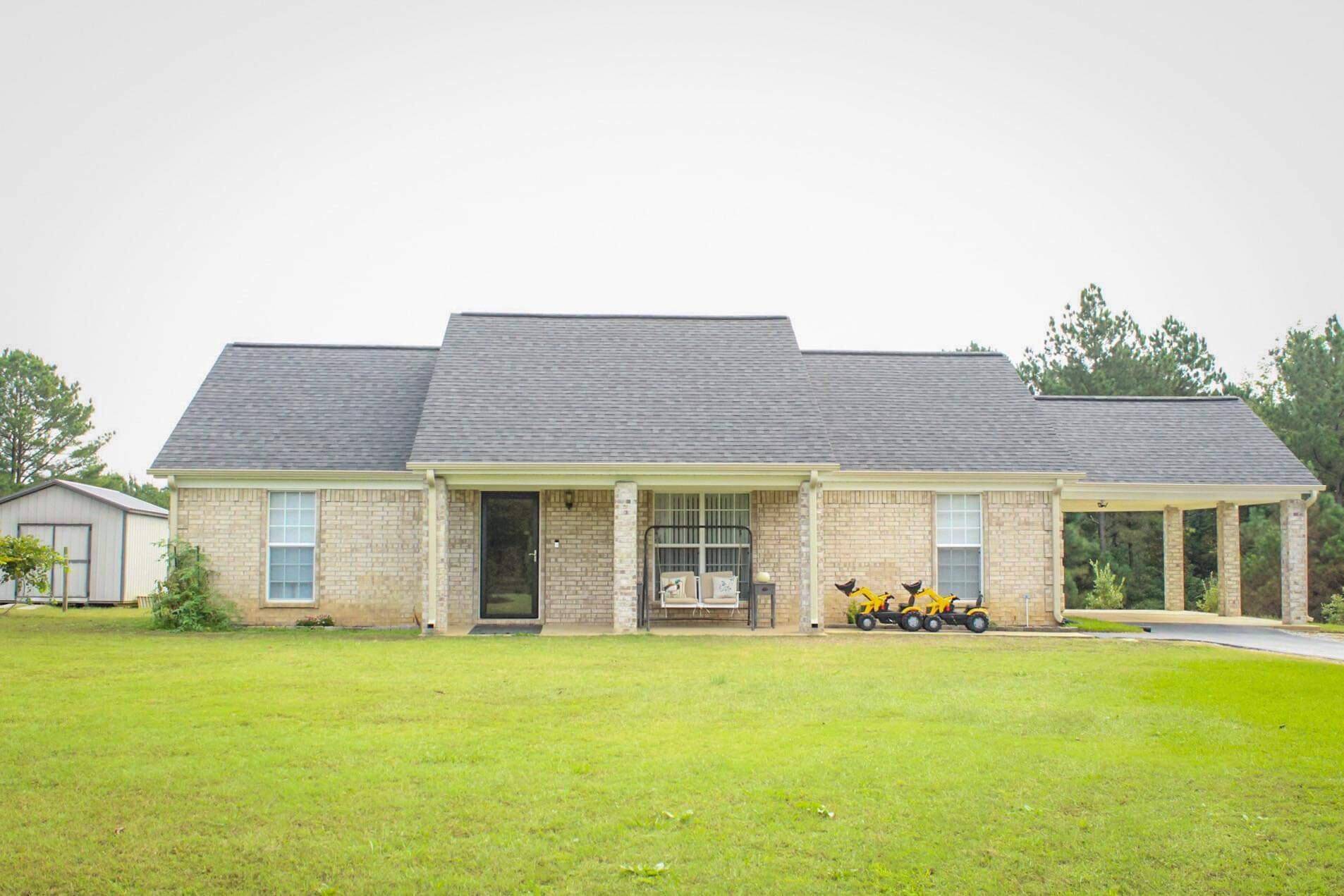 Holly Springs, MS 38635,429 Chulahoma Road