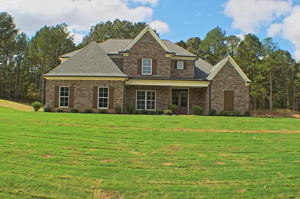 Byhalia, MS 38611,301 Fairview Trail