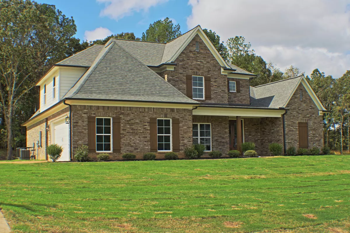 Byhalia, MS 38611,301 Fairview Trail